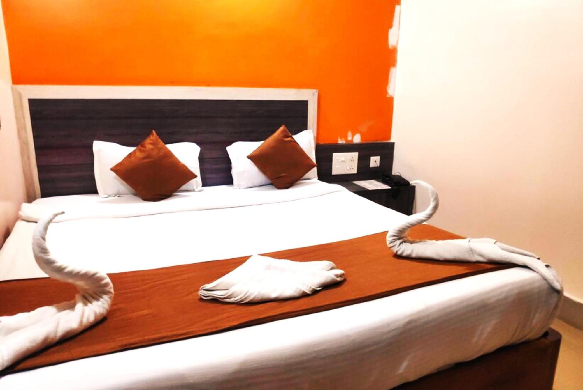 Goroomgo Krishna Residency Puri Near Sea Beach - Spacious Room With Excellent Service Awarded - Best Seller Extérieur photo